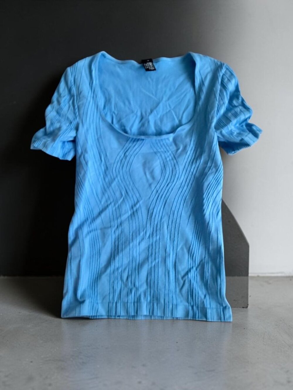 WOLFORD Blue Scoopneck Short Sleeve Base Top Size Small